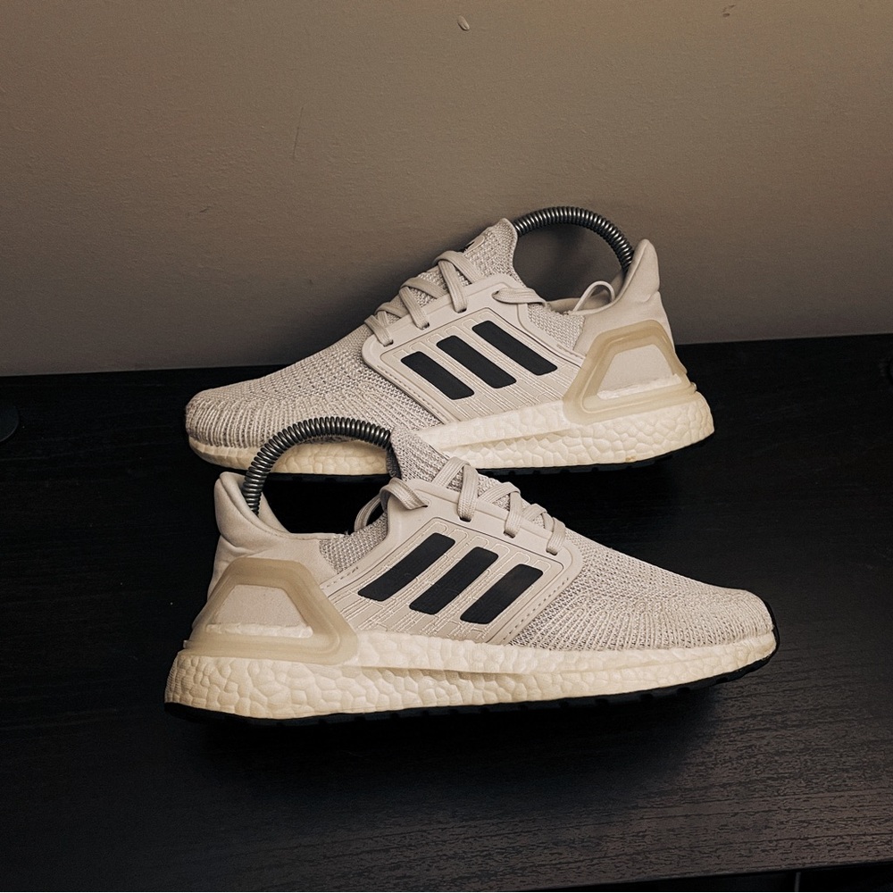 Adidas UltraBoost 20 ‘Dash Grey’ Women’s size 6 SOLD